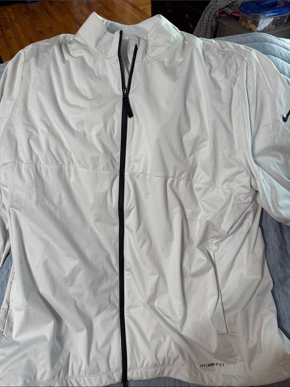 Nike White Windbreaker Jacket with Black Zip storm fit like new XXL